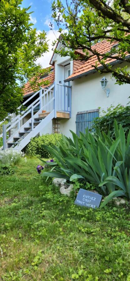 Le Petit Lavoir - Joli Studio A Mayet 外观 照片